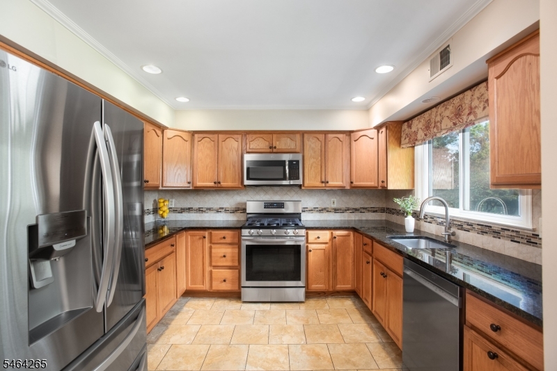 66 Perrine Pike Hillsborough NJ 08844