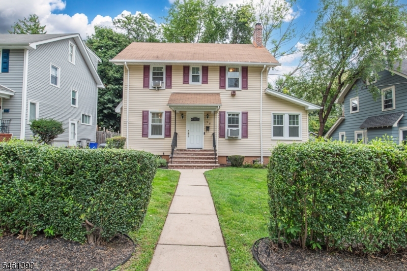 76 Elliot Place East Orange NJ 07018