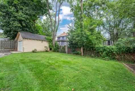 76 Elliot Place East Orange NJ 07018
