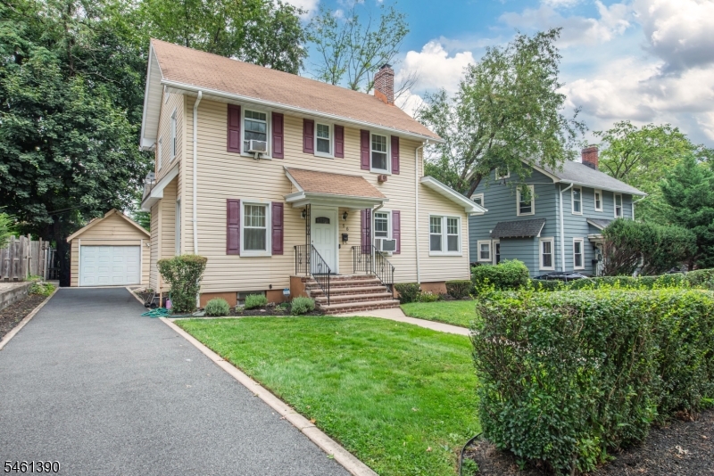 76 Elliot Place East Orange NJ 07018