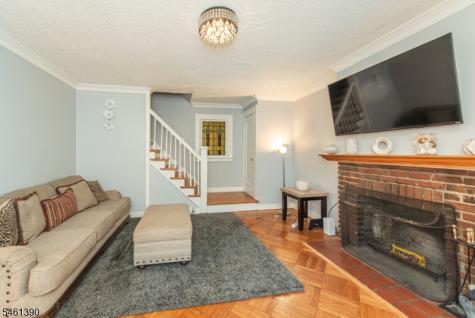 76 Elliot Place East Orange NJ 07018