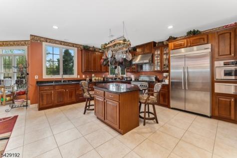 3 Kentview Court Raritan NJ 08822