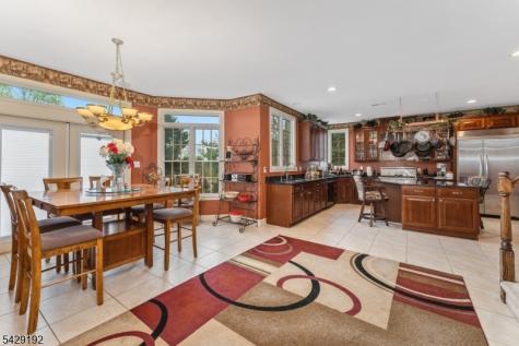 3 Kentview Court Raritan NJ 08822