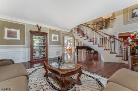 3 Kentview Court Raritan NJ 08822