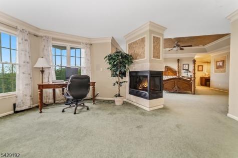 3 Kentview Court Raritan NJ 08822