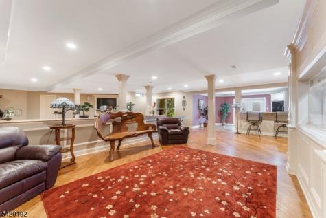3 Kentview Court Raritan NJ 08822