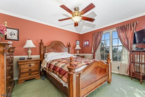 3 Kentview Court Raritan NJ 08822