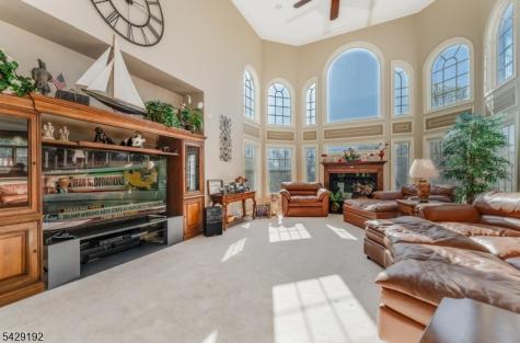 3 Kentview Court Raritan NJ 08822
