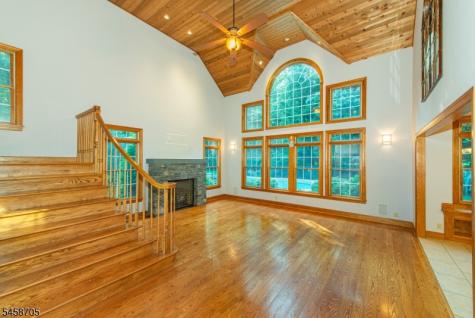 50 Gormley Lane Kinnelon NJ 07405