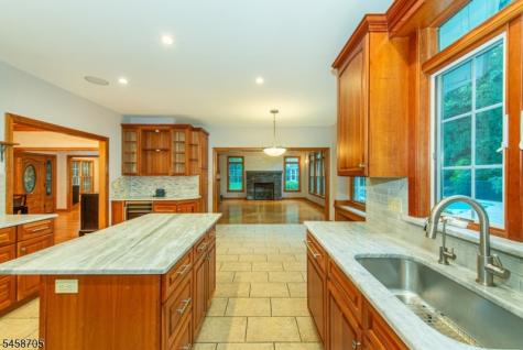 50 Gormley Lane Kinnelon NJ 07405