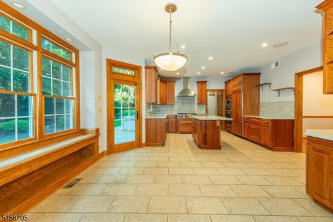 50 Gormley Lane Kinnelon NJ 07405
