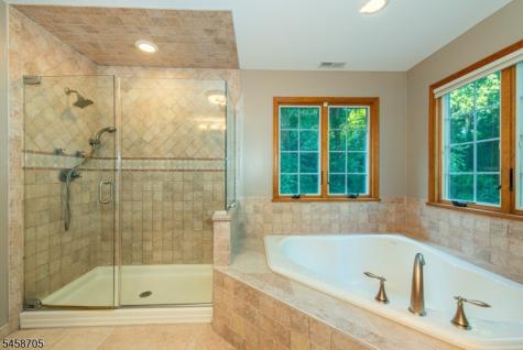 50 Gormley Lane Kinnelon NJ 07405