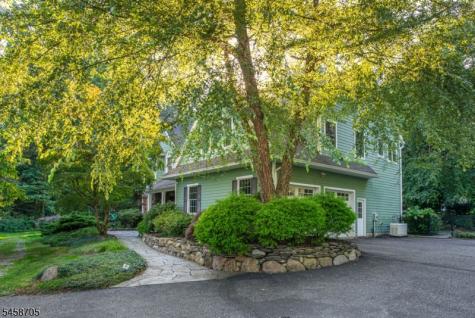 50 Gormley Lane Kinnelon NJ 07405