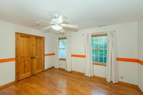 50 Gormley Lane Kinnelon NJ 07405