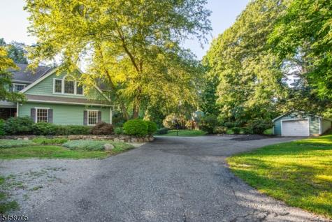 50 Gormley Lane Kinnelon NJ 07405