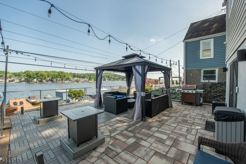 33 S Lakeside Avenue Jefferson NJ 07849
