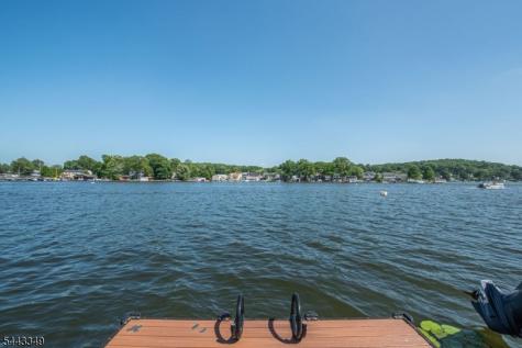 33 S Lakeside Avenue Jefferson NJ 07849