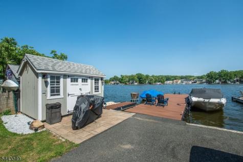 33 S Lakeside Avenue Jefferson NJ 07849