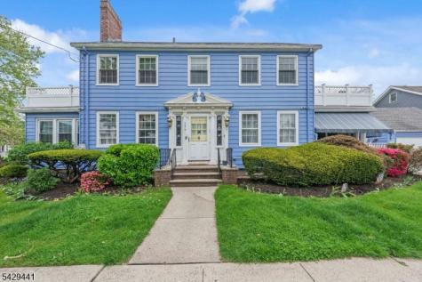 748 Livingston Road Elizabeth NJ 07208