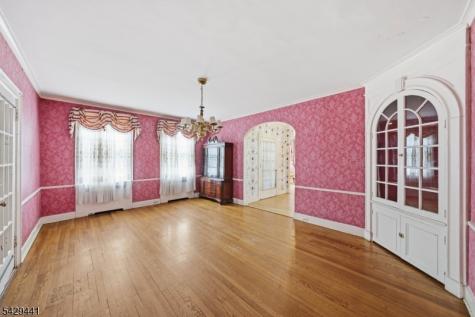 748 Livingston Road Elizabeth NJ 07208