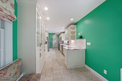 748 Livingston Road Elizabeth NJ 07208