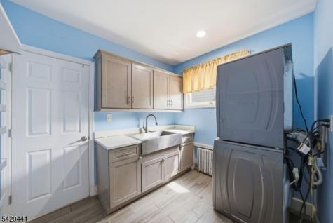 748 Livingston Road Elizabeth NJ 07208