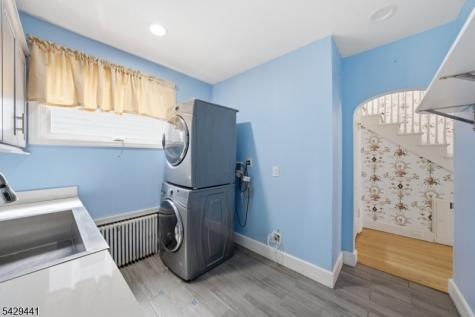 748 Livingston Road Elizabeth NJ 07208