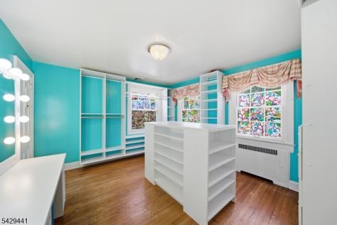 748 Livingston Road Elizabeth NJ 07208