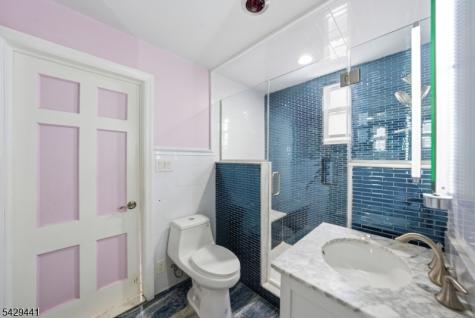 748 Livingston Road Elizabeth NJ 07208