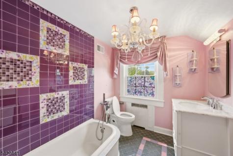 748 Livingston Road Elizabeth NJ 07208