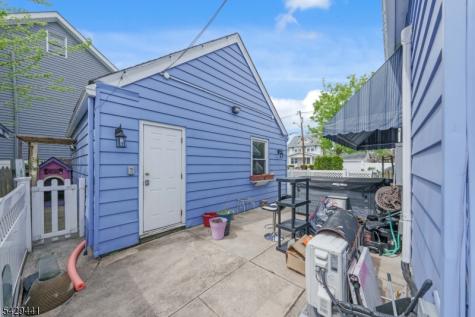 748 Livingston Road Elizabeth NJ 07208