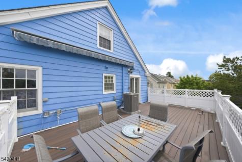 748 Livingston Road Elizabeth NJ 07208
