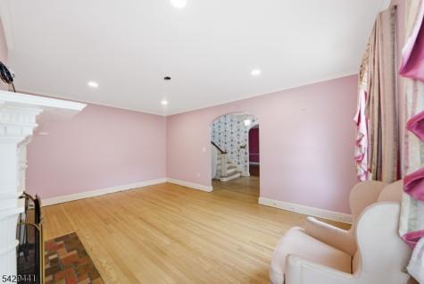 748 Livingston Road Elizabeth NJ 07208