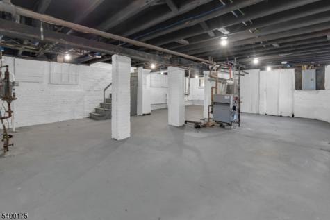 80 N 22nd Street East Orange NJ 07017