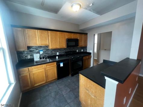 108 S Park Street Elizabeth NJ 07206