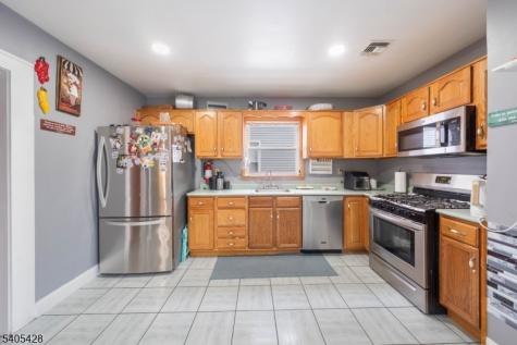 343 Dewitt Street Linden NJ 07036