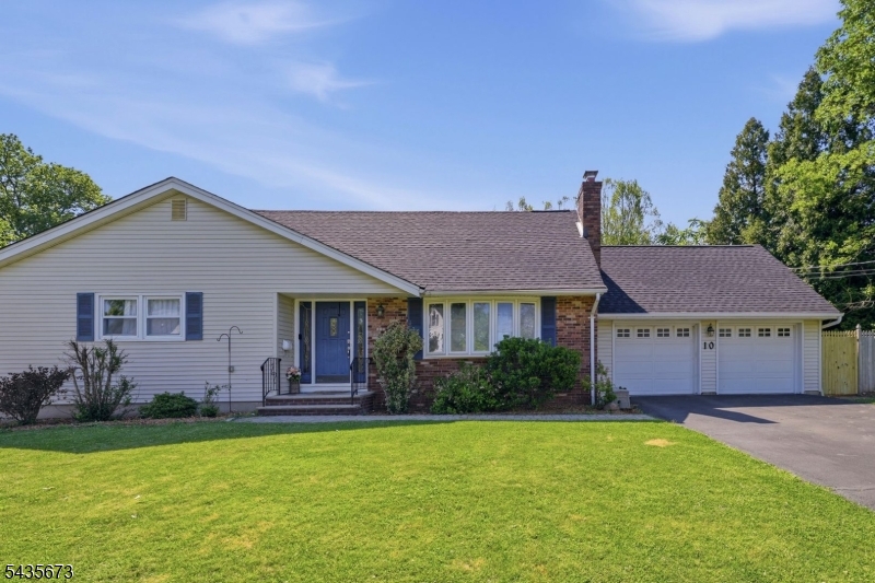 10 Happel Court Scotch Plains NJ 07076