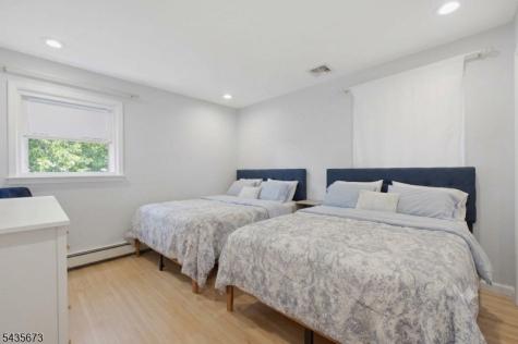 10 Happel Court Scotch Plains NJ 07076
