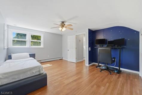 10 Happel Court Scotch Plains NJ 07076