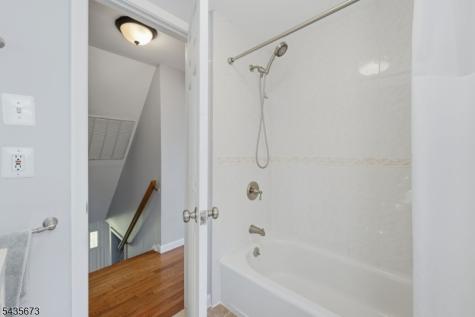 10 Happel Court Scotch Plains NJ 07076