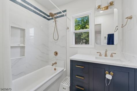 10 Happel Court Scotch Plains NJ 07076