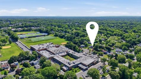 10 Happel Court Scotch Plains NJ 07076