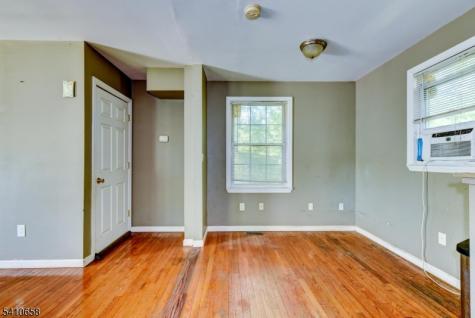 27 Newell Avenue New Brunswick NJ 08901