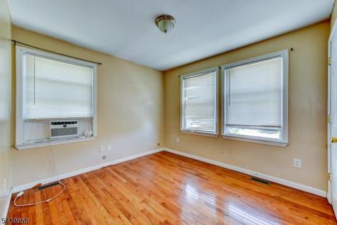 27 Newell Avenue New Brunswick NJ 08901
