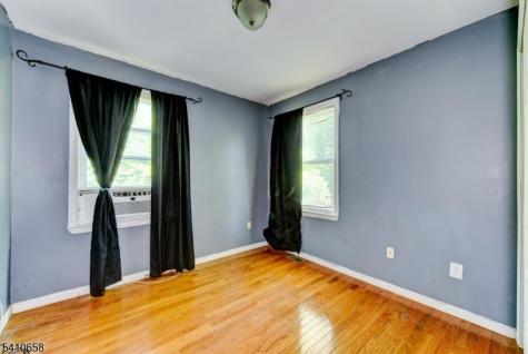 27 Newell Avenue New Brunswick NJ 08901