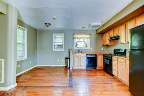 27 Newell Avenue New Brunswick NJ 08901