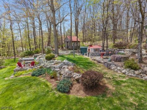 44 Big Spring Road Tewksbury NJ 07830
