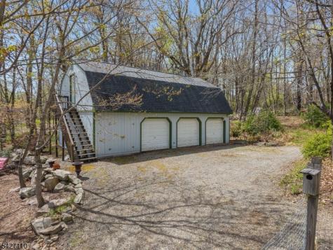 44 Big Spring Road Tewksbury NJ 07830