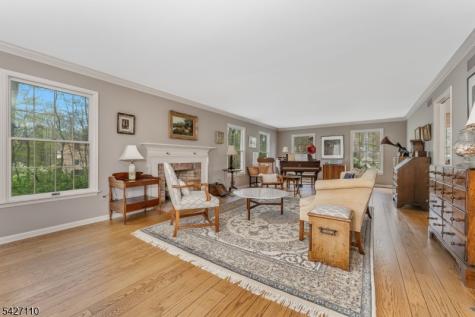 44 Big Spring Road Tewksbury NJ 07830