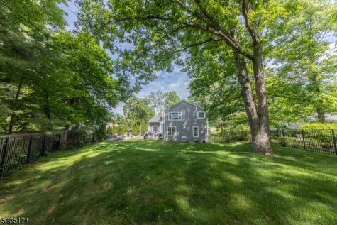27 Burlington Road Berkeley Heights NJ 07974
